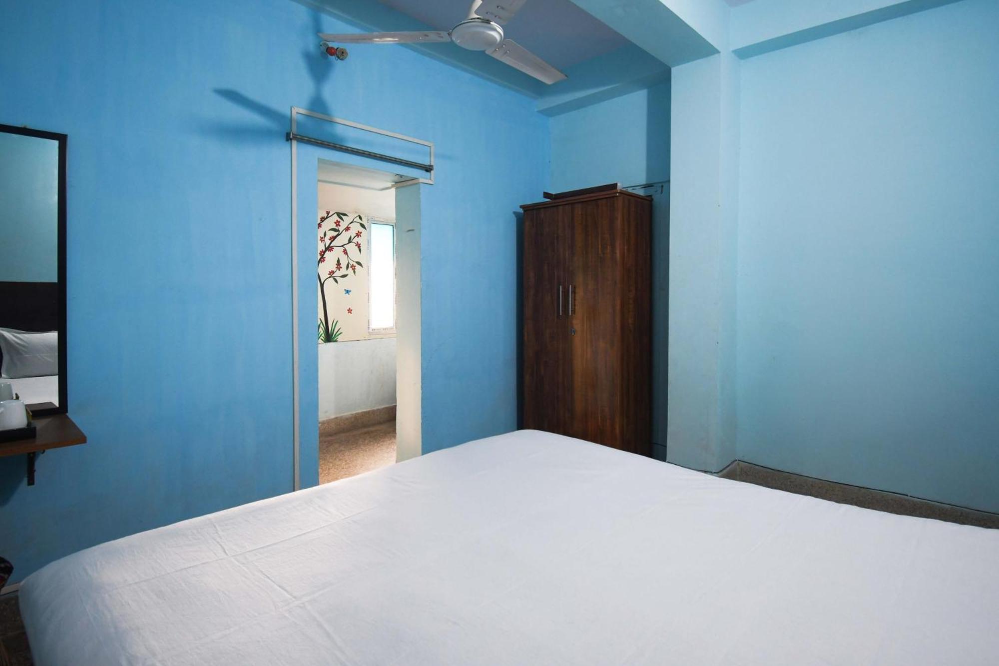 Hotel O Blue Cherry Guest House Kalkata Exteriér fotografie